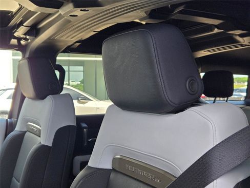 Used 2025 GMC Hummer EV 3X AWD/4WD image 12