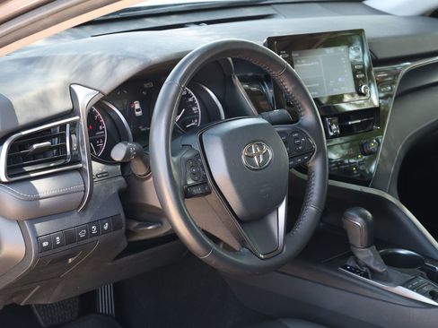 Used 2024 Toyota Camry SE w/ Cold Weather Package AWD/4WD image 13