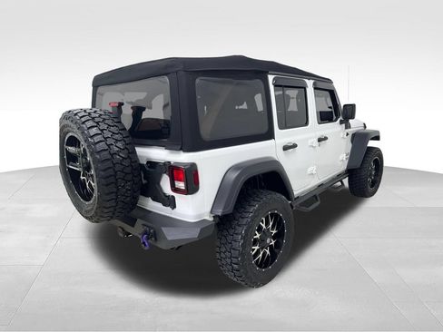 Used 2018 Jeep Wrangler Unlimited Sport AWD/4WD image 5