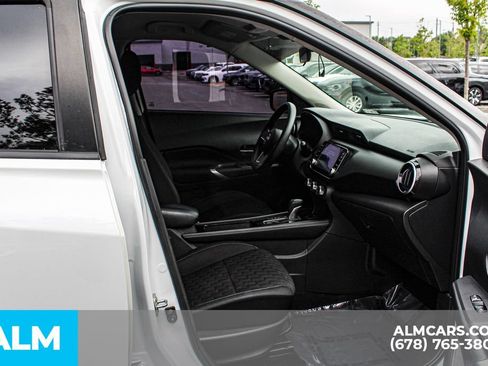 Used 2023 Nissan Kicks SV FWD image 20