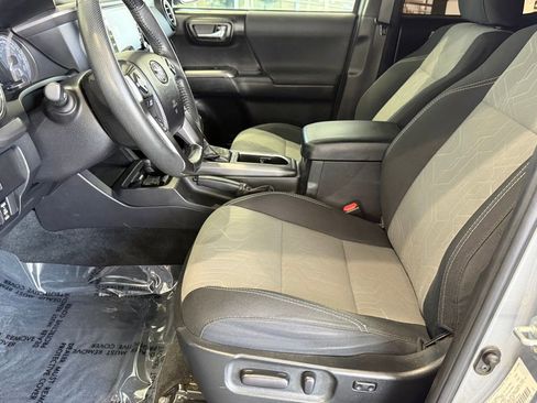 Certified 2021 Toyota Tacoma TRD Off-Road w/ Technology Package image 19