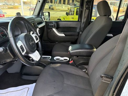 Used 2017 Jeep Wrangler Unlimited Sport w/ Quick Order Package 24S image 13