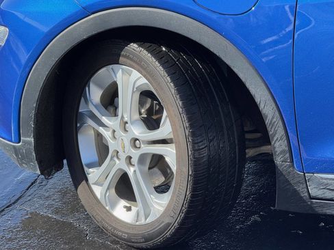 Used 2017 Chevrolet Bolt LT image 14