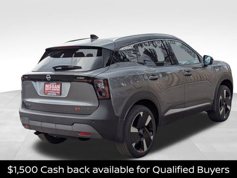 New 2026 Nissan Kicks SR w/ SR Premium Package AWD/4WD image 3