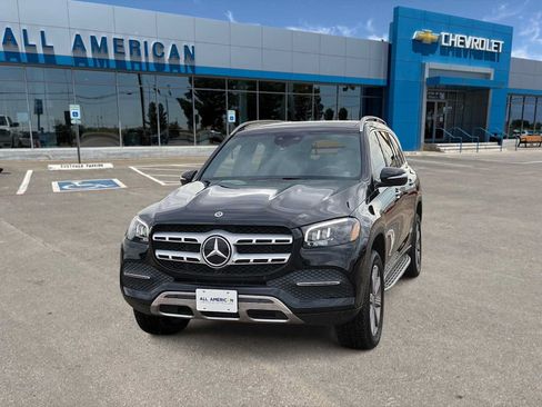 Used 2022 Mercedes-Benz GLS 450 4MATIC image 4