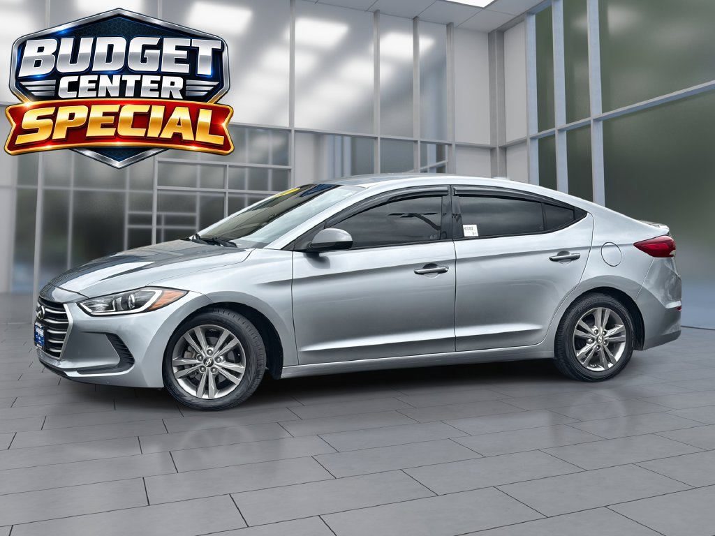 Used 2017 Hyundai Elantra SE FWD image 1