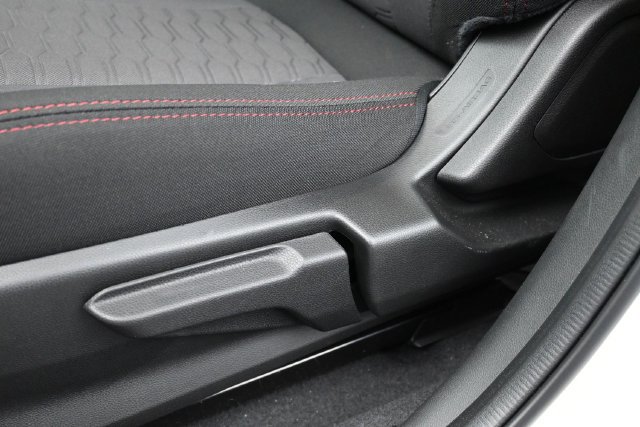 Used 2025 Subaru Impreza 2.0i Sport AWD/4WD image 12