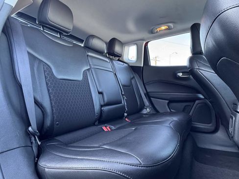 Used 2018 Jeep Compass Latitude w/ Popular Equipment Group image 32