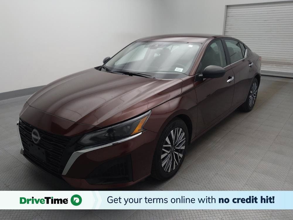Used 2025 Nissan Altima 2.5 SV FWD image 1