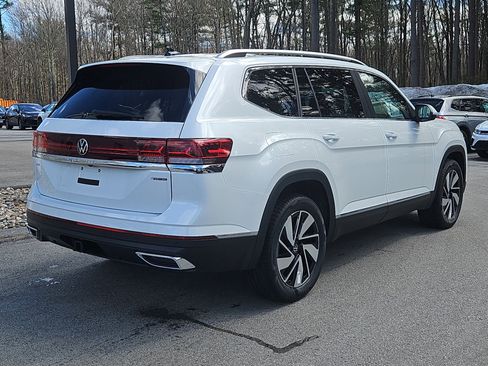 New 2026 Volkswagen Atlas SEL image 2