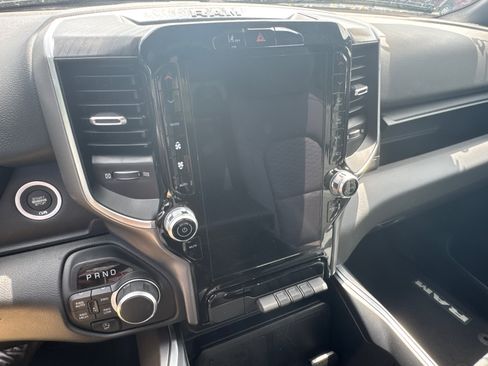 Used 2025 RAM 1500 Big Horn AWD/4WD image 23