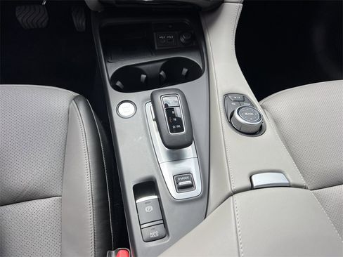 Certified 2025 INFINITI QX50 Luxe image 28