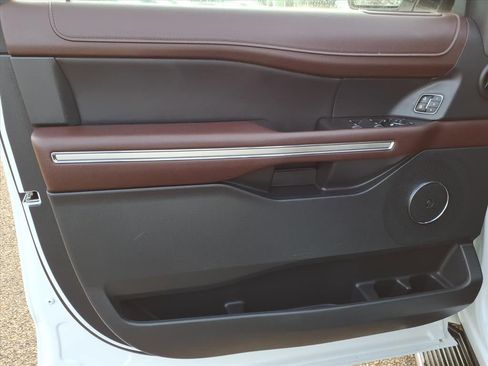 Certified 2023 Ford Expedition Max Limited image 16