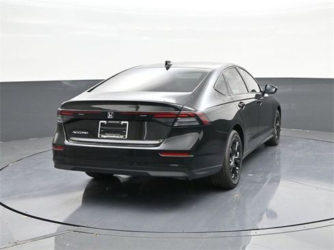 New 2025 Honda Accord SE image 11