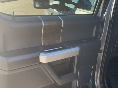 Used 2022 Ford F250 Lariat w/ Lariat Ultimate Package image 13