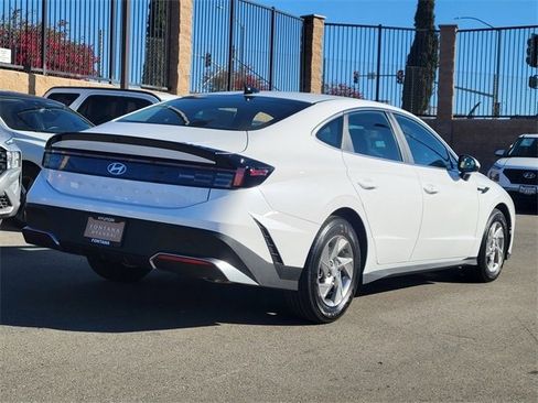 New 2026 Hyundai Sonata SE image 2