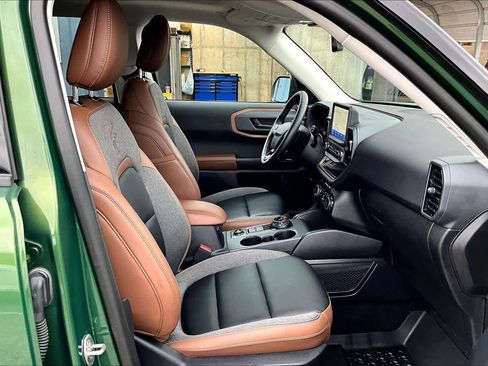 Certified 2024 Ford Bronco Sport Outer Banks w/ Tech Package image 9