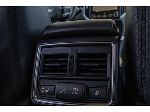 Used 2024 Subaru Forester Touring w/ Convenience Package image 14