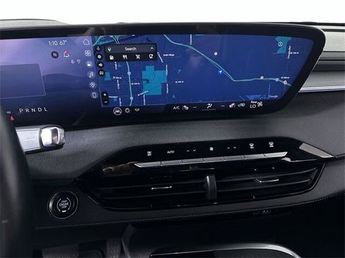 Used 2025 Buick Enclave Sport Touring image 14