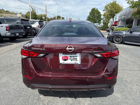 New 2025 Nissan Sentra SV image 4