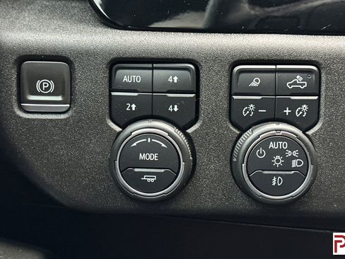 Used 2024 Chevrolet Silverado 3500 LT w/ All Star Edition image 33