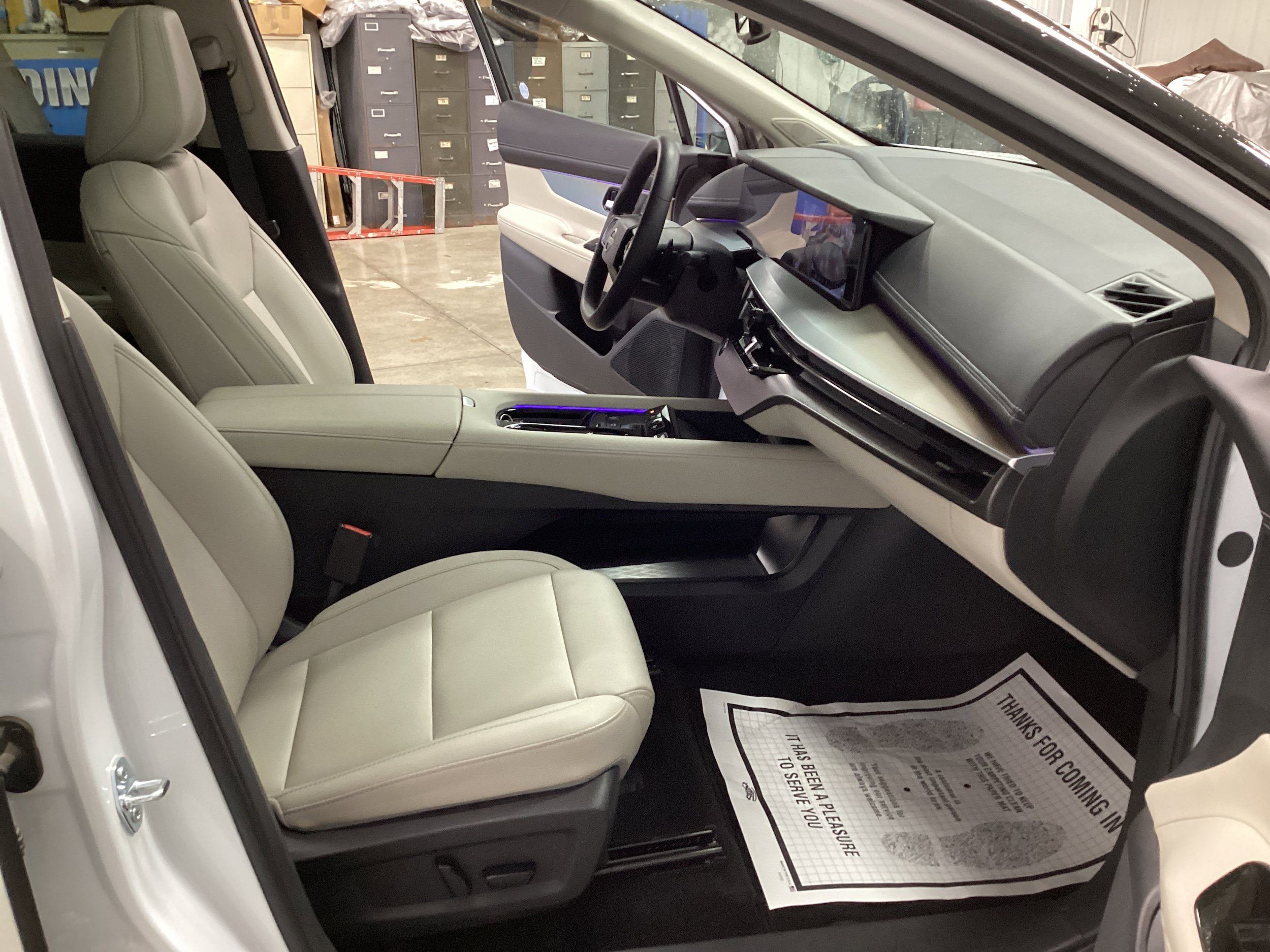Used 2025 Nissan Murano SL AWD/4WD image 35
