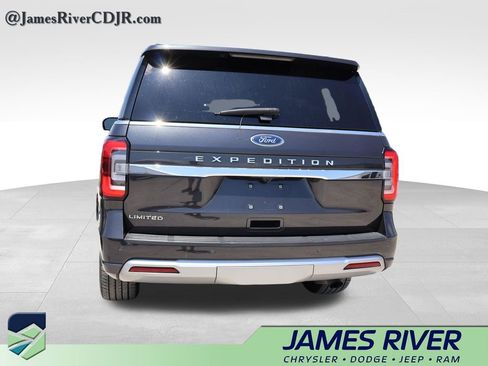 Used 2024 Ford Expedition Limited AWD/4WD image 15
