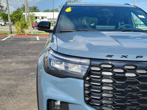 Used 2026 Ford Explorer ST-Line RWD image 7