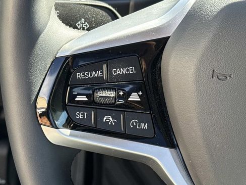 Used 2025 BMW i4 xDrive40i image 23