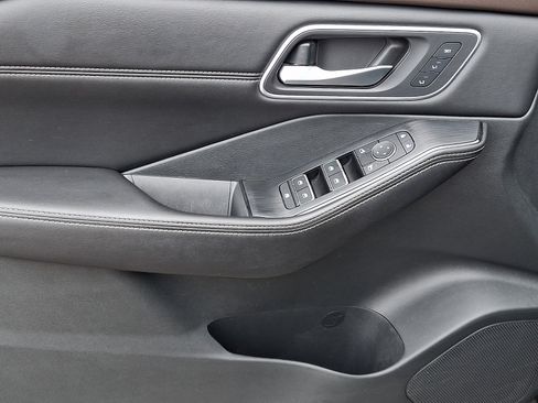 Certified 2021 Nissan Rogue SL AWD/4WD image 15