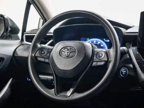 Certified 2022 Toyota Corolla LE FWD image 16
