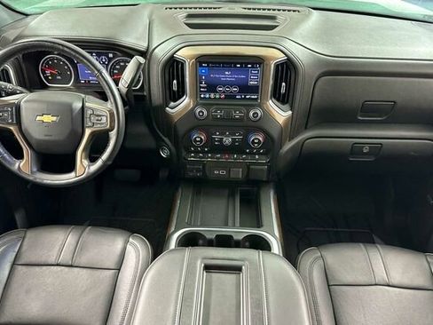 Used 2019 Chevrolet Silverado 1500 High Country w/ Technology Package image 15