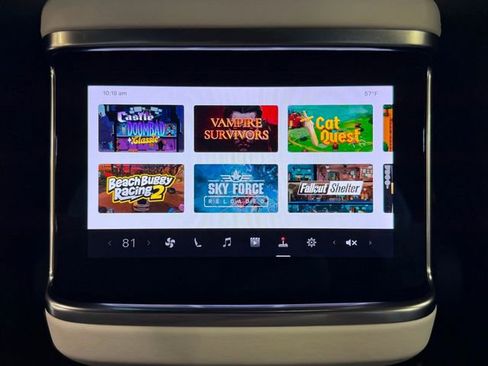 Used 2022 Tesla Model S AWD image 25