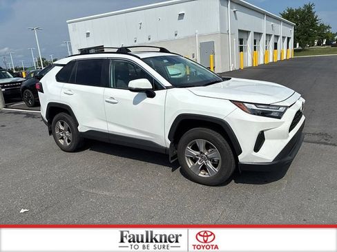 Certified 2025 Toyota RAV4 XLE AWD/4WD image 2