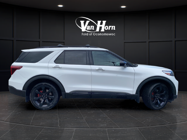 Used 2022 Ford Explorer ST w/ ST High-Performance Pack AWD/4WD image 8