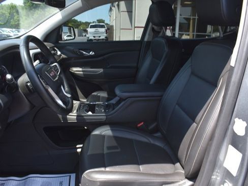 Used 2023 GMC Acadia SLT FWD image 15