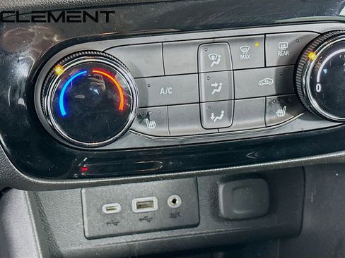 Used 2020 Buick Encore GX Preferred w/ Cold Weather Comfort Package image 23