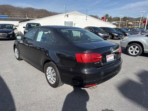 Used 2014 Volkswagen Jetta S image 6