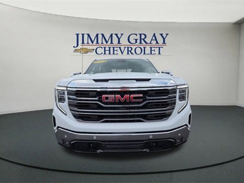 Used 2024 GMC Sierra 1500 SLT w/ SLT Premium Plus Package image 8