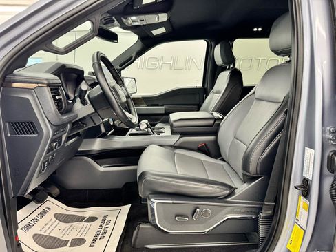 Used 2022 Ford F150 Lightning Lariat AWD/4WD image 8