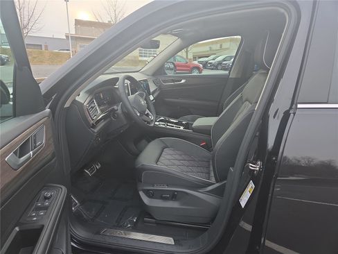 New 2026 Volkswagen Atlas SEL Premium R-Line image 12