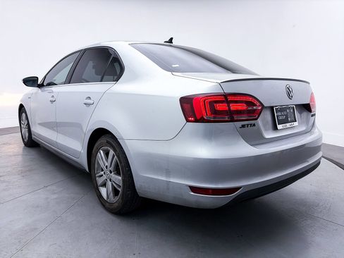 Used 2013 Volkswagen Jetta SEL image 9