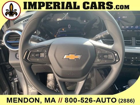 New 2026 Chevrolet Trax LT image 18