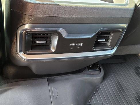 Used 2023 Chevrolet Silverado 1500 LTZ AWD/4WD image 17