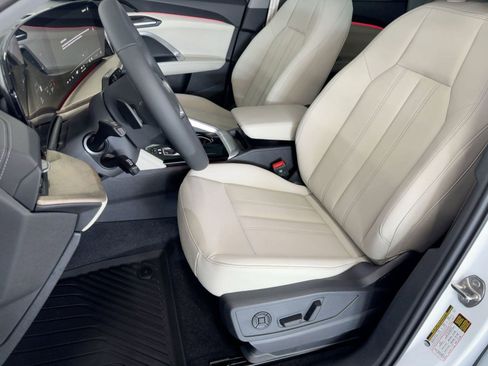 New 2025 Audi Q5 Premium image 22