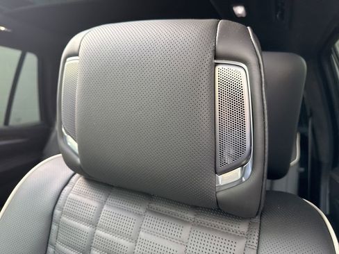 Used 2026 Cadillac Escalade Platinum Sport w/ LPO, ONYX Package image 31