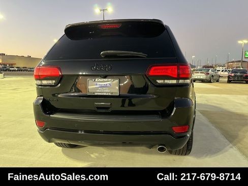 Used 2019 Jeep Grand Cherokee Altitude image 16