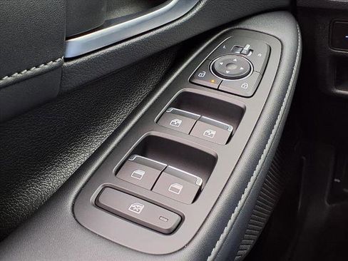 Used 2025 Hyundai Sonata Limited image 17