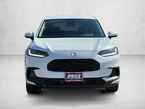 Used 2026 Honda HR-V LX image 2