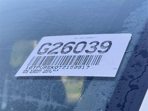 New 2026 GMC Sierra 1500 SLE image 20